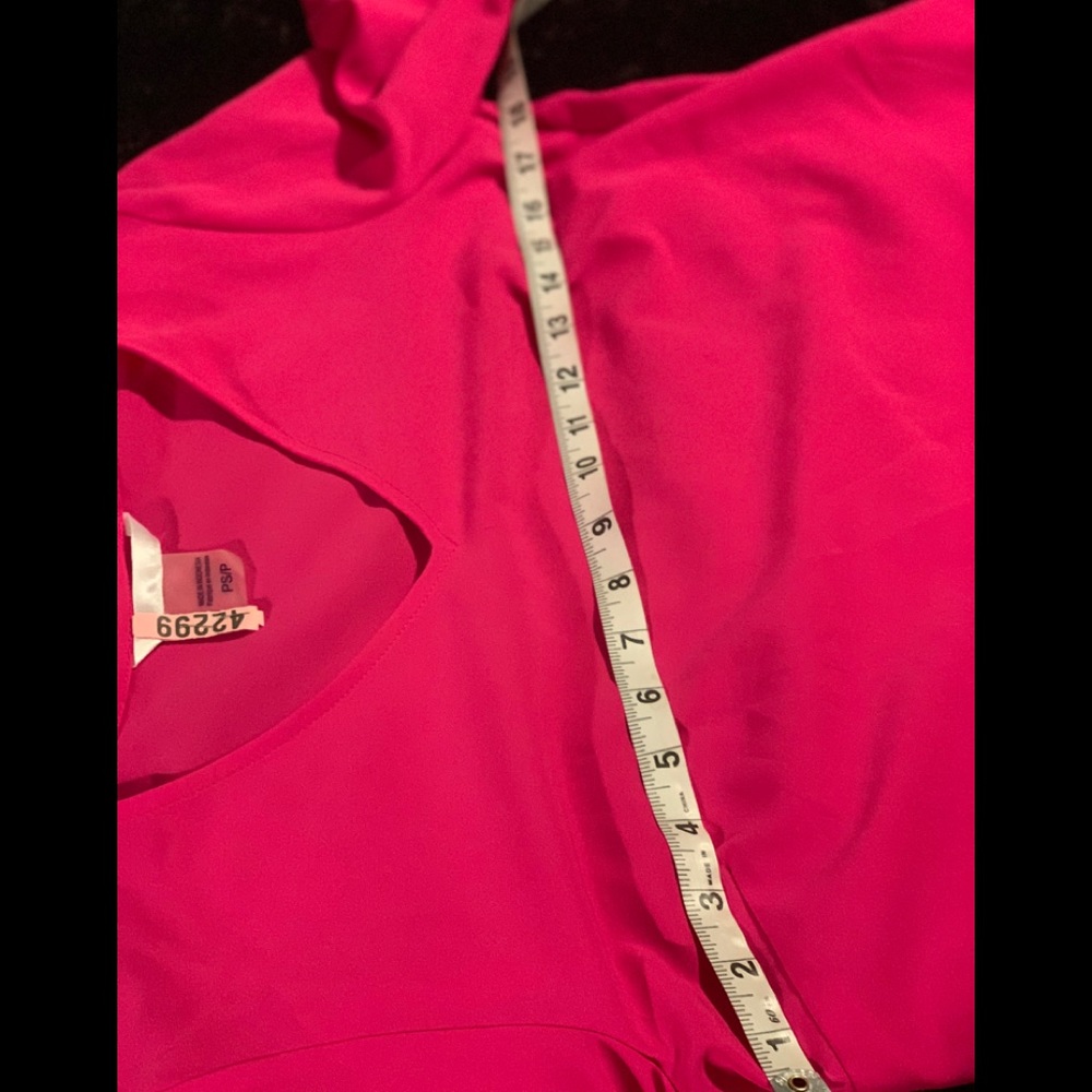| Like New | Petite Small Women’s Pink  Blouse | - Picture 5 of 8